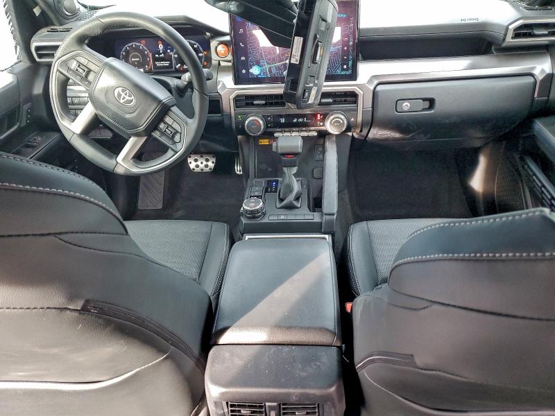 Photo 8 from auction – 2025 TOYOTA 4RUNNER SR with VIN JTEVA5BR5S5058277