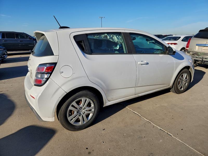 Photo 3 from auction – 2017 CHEVROLET SONIC with VIN 1G1JG6SH5H4172107