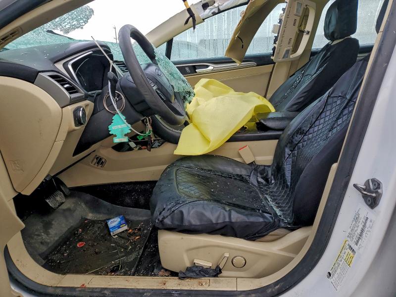 Photo 7 from auction – 2016 FORD FUSION SE with VIN 3FA6P0H77GR215947