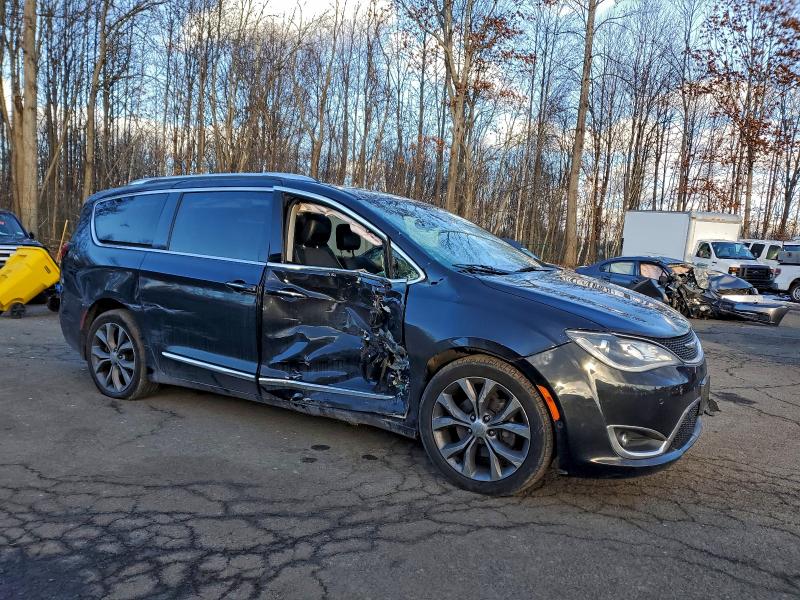 Photo 4 from auction – 2019 CHRYSLER PACIFICA L with VIN 2C4RC1GG2KR526324