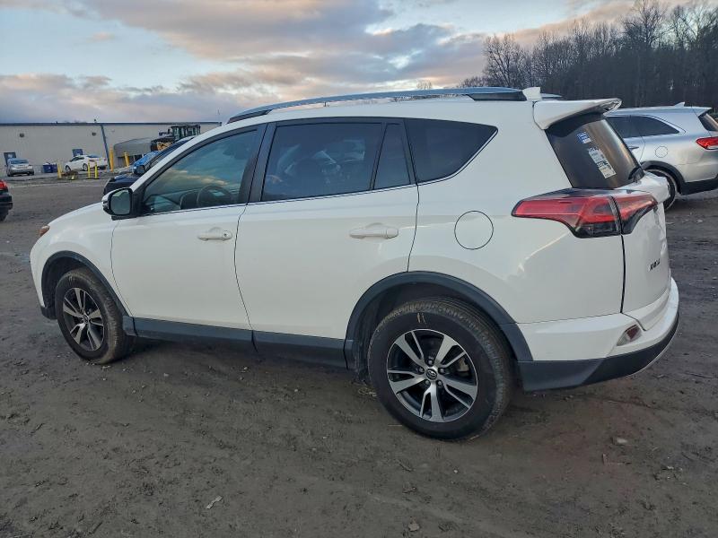 Photo 2 from auction – 2018 TOYOTA RAV4 ADVEN with VIN JTMRFREV5JJ192901