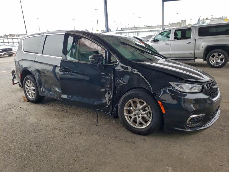 Photo 4 from auction – 2023 CHRYSLER PACIFICA with VIN 2C4RC1BG3PR549299