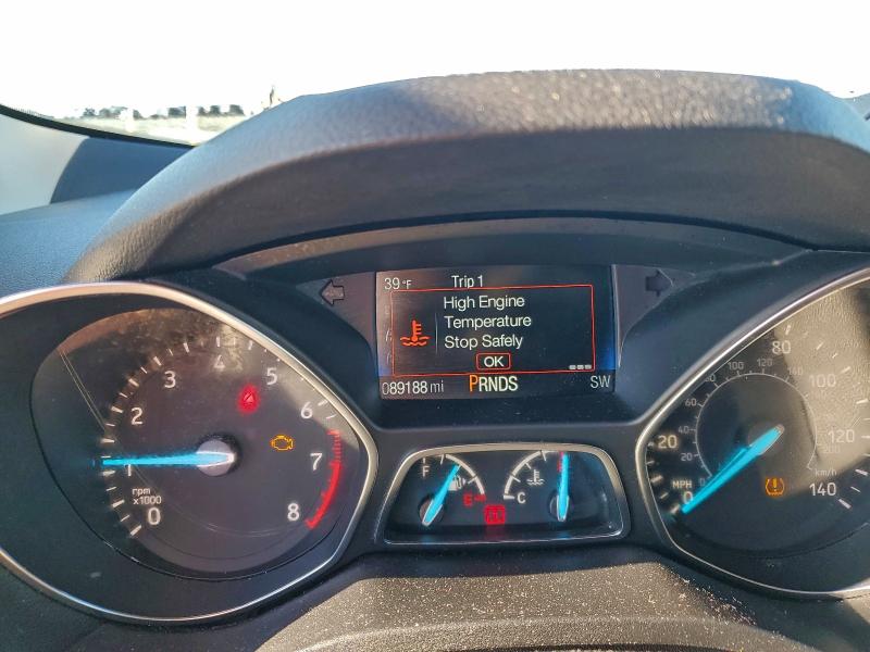 Photo 9 from auction – 2017 FORD ESCAPE SE with VIN 1FMCU9GD2HUD27868