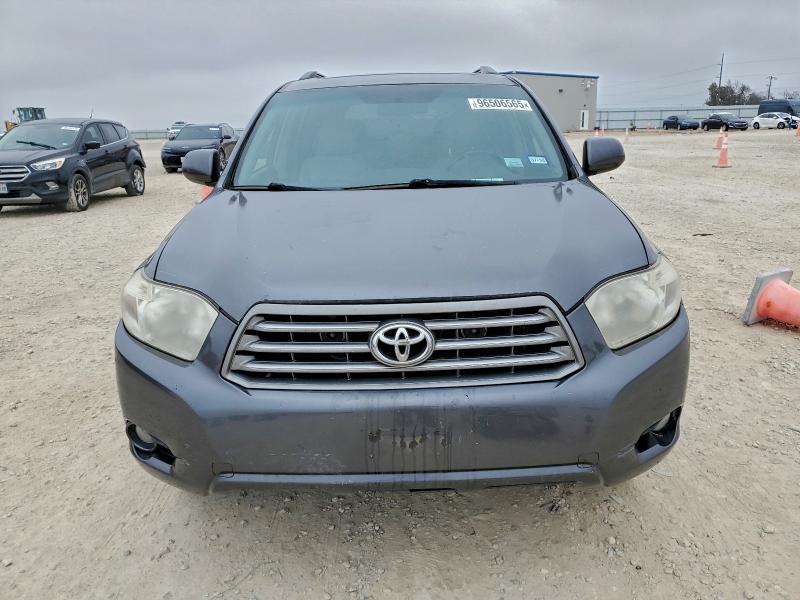 Photo 5 from auction – 2010 TOYOTA HIGHLANDER with VIN 5TDKK3EH9AS020359