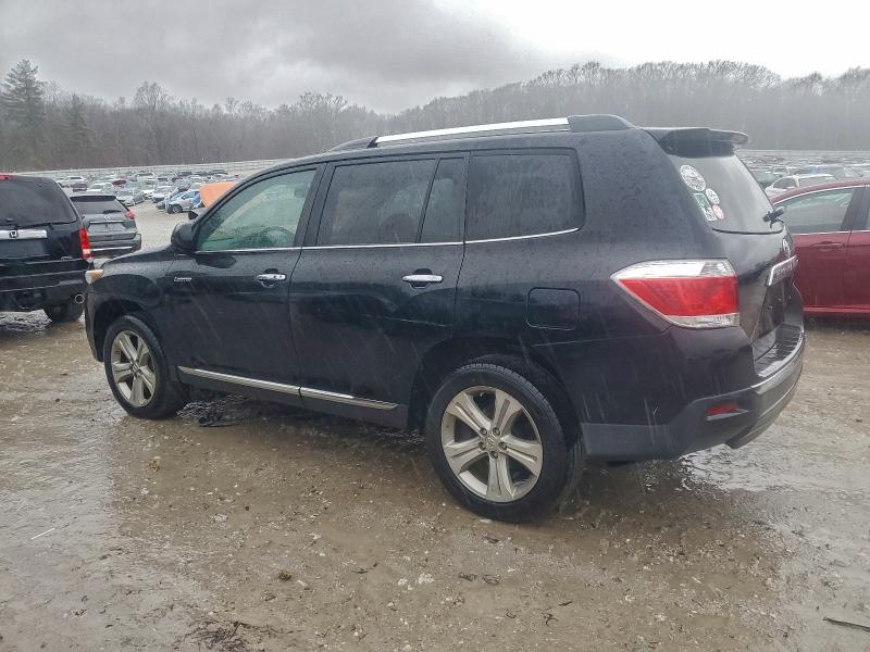 Photo 2 from auction – 2012 TOYOTA HIGHLANDER with VIN 5TDDK3EH9CS174016