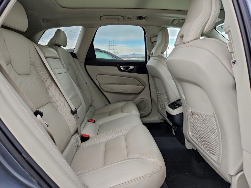 Photo 11 from auction – 2020 VOLVO XC60 T6 IN with VIN YV4A22RL8L1511569