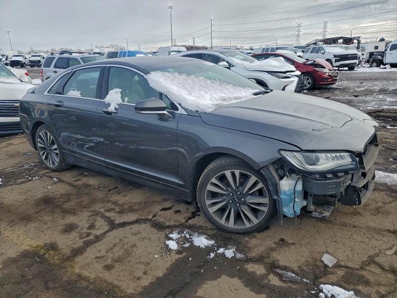 Photo 4 from auction – 2017 LINCOLN MKZ RESERV with VIN 3LN6L5F90HR627356