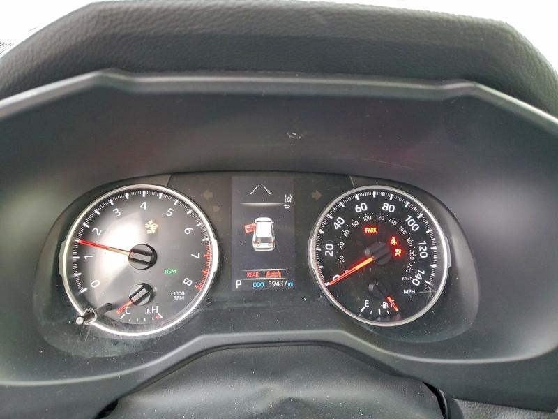 Photo 9 from auction – 2021 TOYOTA RAV4 XLE with VIN 2T3P1RFV7MW152040