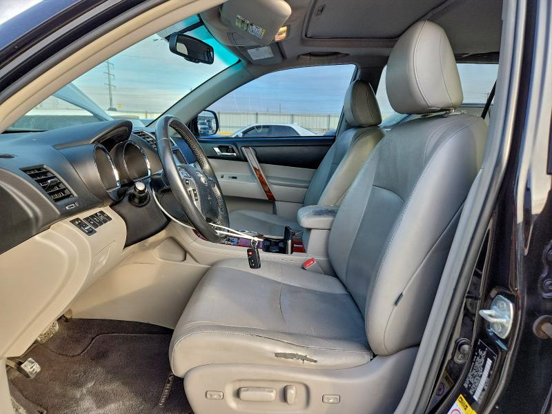 Photo 7 from auction – 2011 TOYOTA HIGHLANDER with VIN 5TDYK3EH5BS049353