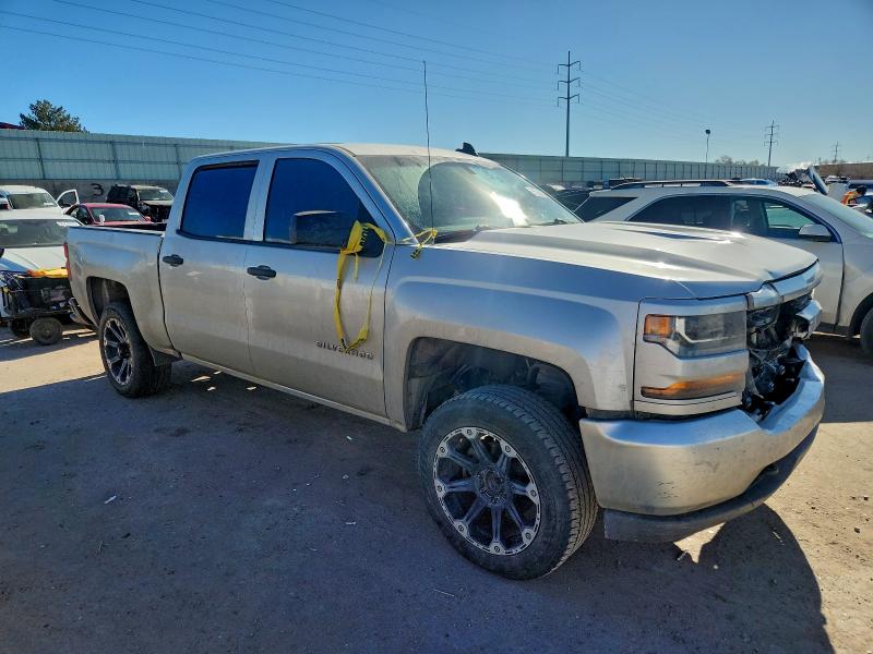 Фото 4 с аукциона – 2018 CHEVROLET SILVERADO с VIN 3GCPCPEC4JG205920