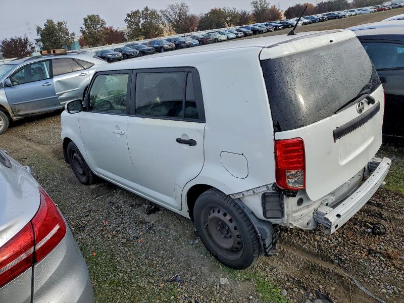 Photo 2 from auction – 2014 TOYOTA SCION XB with VIN JTLZE4FE4EJ056516
