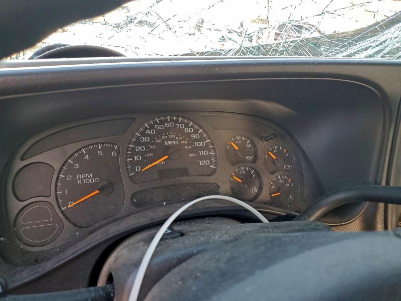 Photo 9 from auction – 2004 CHEVROLET SILVERADO with VIN 1GCEK19V54Z250565