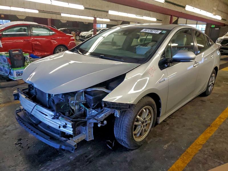 TOYOTA PRIUS 2017 with VIN JTDKARFUXH3533777 - Photo from auction