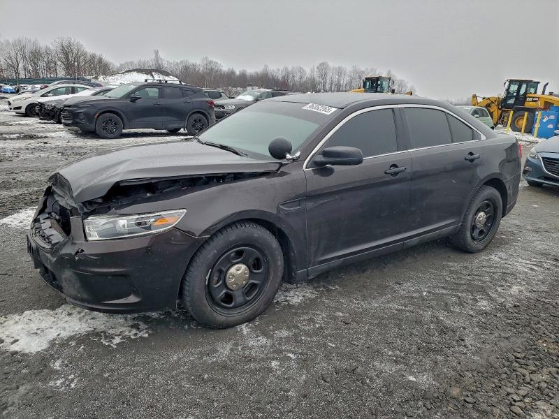 FORD TAURUS POL 2016 مع رقم تعريف المركبة 1FAHP2MKXGG149514 - صورة من المزاد