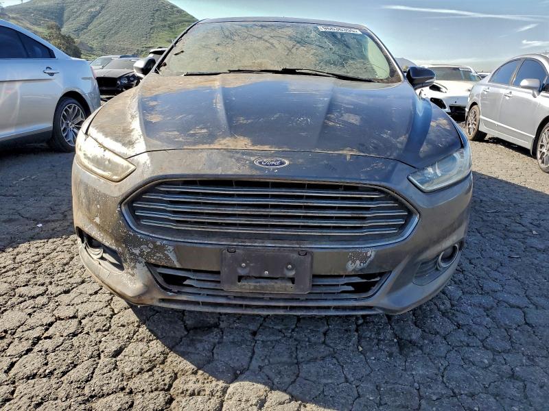 Photo 5 from auction – 2016 FORD FUSION SE with VIN 3FA6P0HD7GR331655