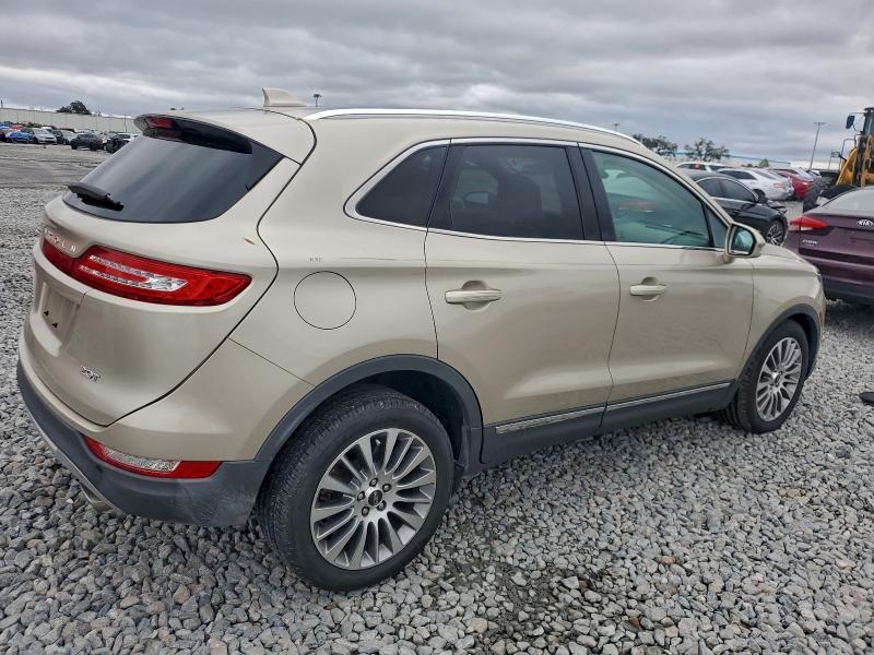 Photo 3 from auction – 2017 LINCOLN MKC RESERV with VIN 5LMCJ3C93HUL62908