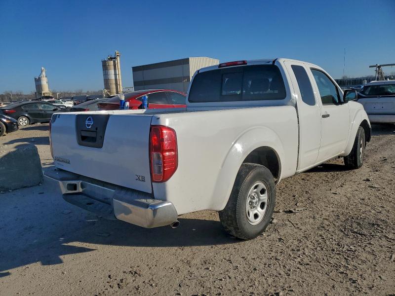 Photo 3 from auction – 2006 NISSAN FRONTIER K with VIN 1N6BD06T06C426869