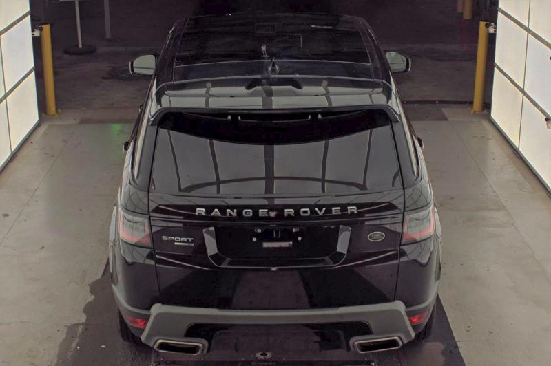 Photo 13 from auction – 2018 LAND ROVER RANGE ROVE with VIN SALWG2RV8JA401364