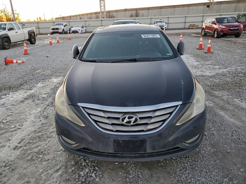 Photo 5 from auction – 2011 HYUNDAI SONATA SE with VIN 5NPEC4AC7BH179656