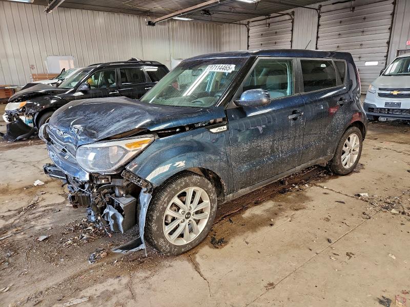 KIA SOUL + 2018 with VIN KNDJP3A51J7618755 - Photo from auction