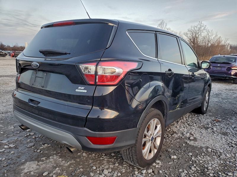 Photo 3 from auction – 2017 FORD ESCAPE SE with VIN 1FMCU0G92HUD07997