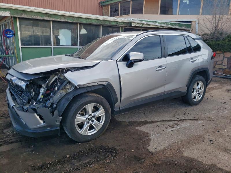 TOYOTA RAV4 XLE 2021 with VIN 2T3P1RFV2MC159401 - Photo from auction