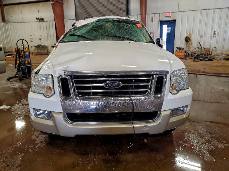 Photo 5 from auction – 2007 FORD EXPLORER E with VIN 1FMEU74E67UA61957