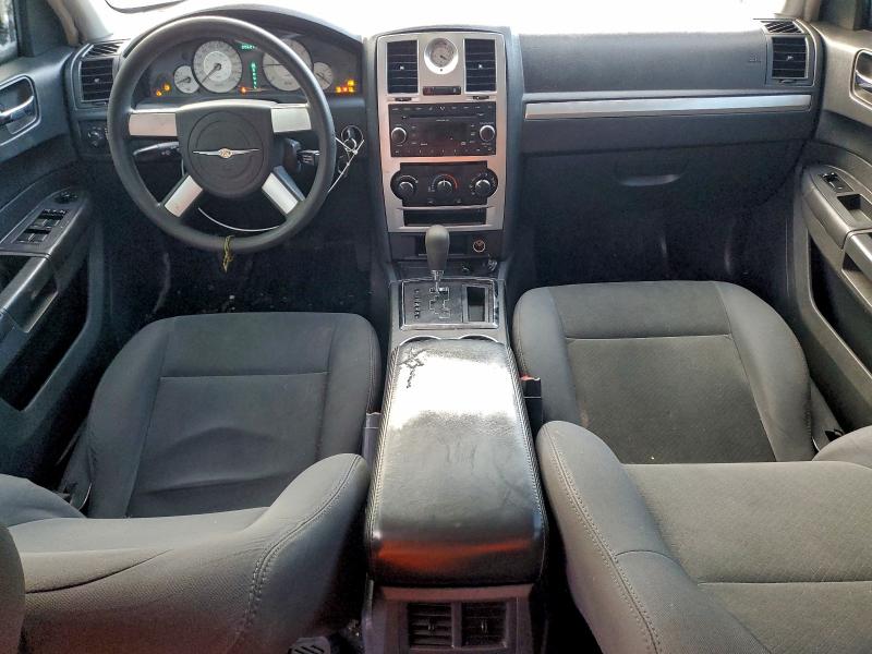Photo 8 from auction – 2008 CHRYSLER 300 with VIN 2C3KA53G38H262196