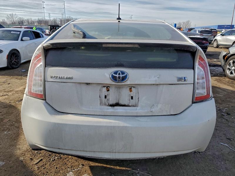 Photo 6 from auction – 2014 TOYOTA PRIUS with VIN JTDKN3DU5E0361594