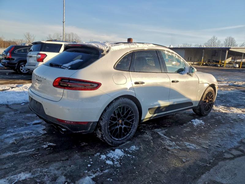 Photo 3 from auction – 2018 PORSCHE MACAN with VIN WP1AA2A55JLB13190
