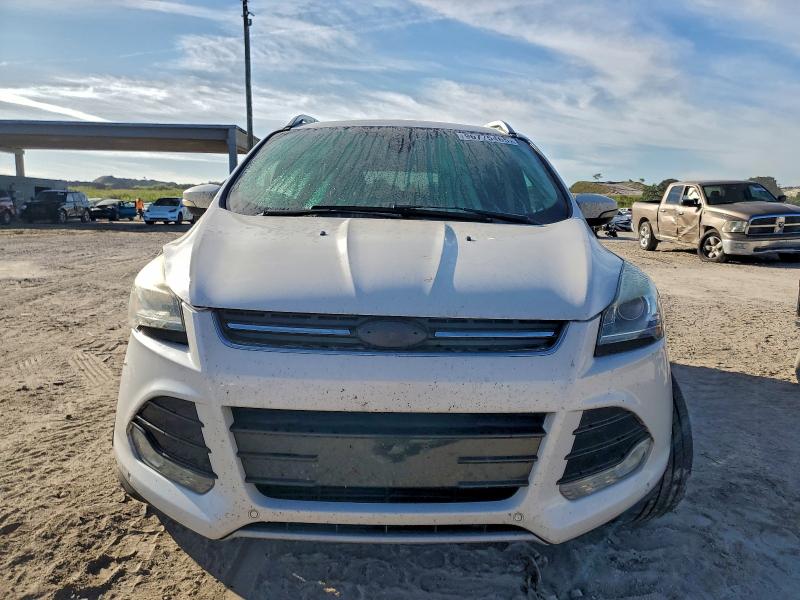 صورة رقم 5 من المزاد - 2016 FORD ESCAPE TIT مع VIN 1FMCU9JX3GUA65652