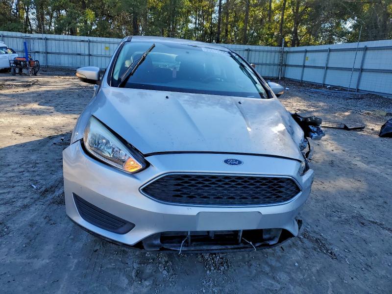 Photo 5 from auction – 2016 FORD FOCUS SE with VIN 1FADP3K26GL249348