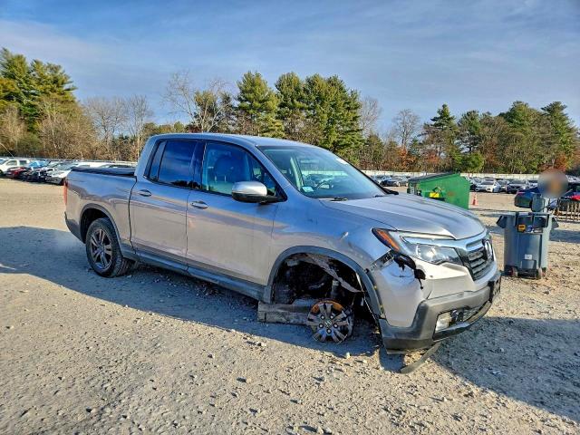 Photo 4 from auction – 2019 HONDA RIDGELINE with VIN 5FPYK3F13KB042950