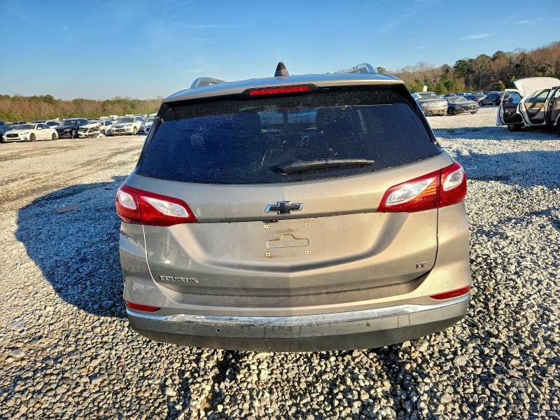 Photo 6 from auction – 2018 CHEVROLET EQUINOX LT with VIN 3GNAXJEV1JS510336