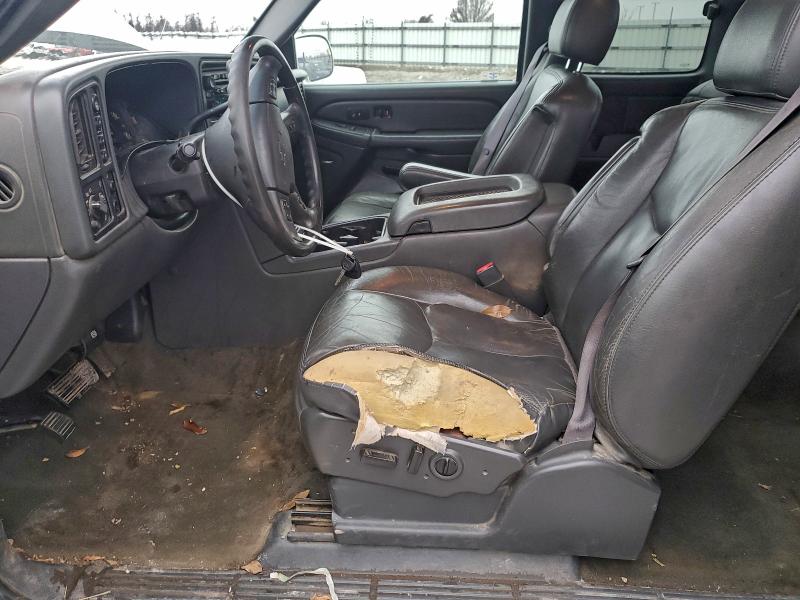 Photo 7 from auction – 2006 CHEVROLET SILVERADO with VIN 2GCEK19B361114436