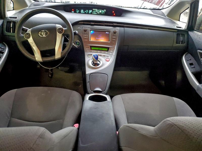Photo 8 from auction – 2013 TOYOTA PRIUS with VIN JTDKN3DU8D5555361
