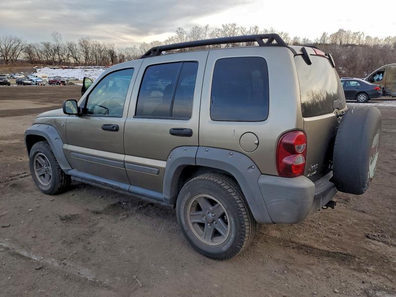 Photo 2 from auction – 2006 JEEP LIBERTY RE with VIN 1J4GL38K26W273633