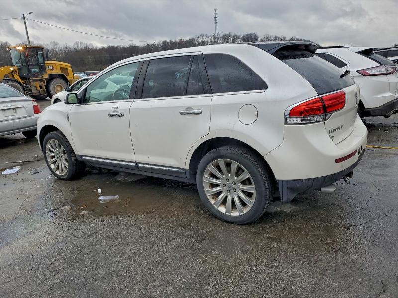 Photo 2 from auction – 2013 LINCOLN MKX with VIN 2LMDJ8JK3DBL48361