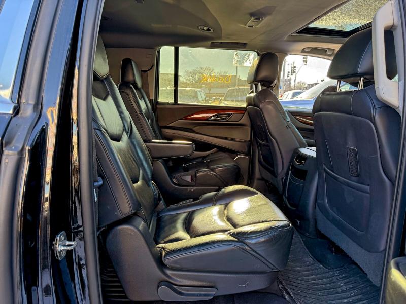 Photo 6 from auction – 2019 CADILLAC ESCALADE E with VIN 1GYS4HKJ0KR162639