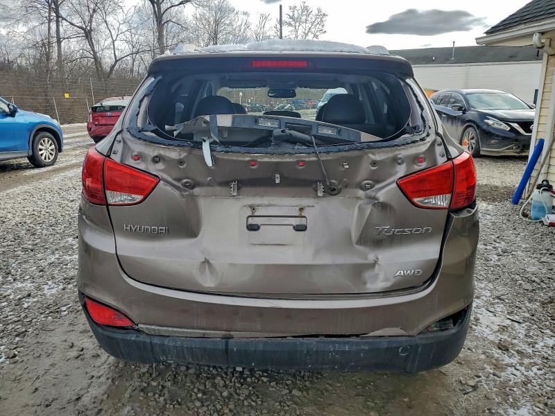 Photo 6 from auction – 2011 HYUNDAI TUCSON GLS with VIN KM8JUCAC1BU226915