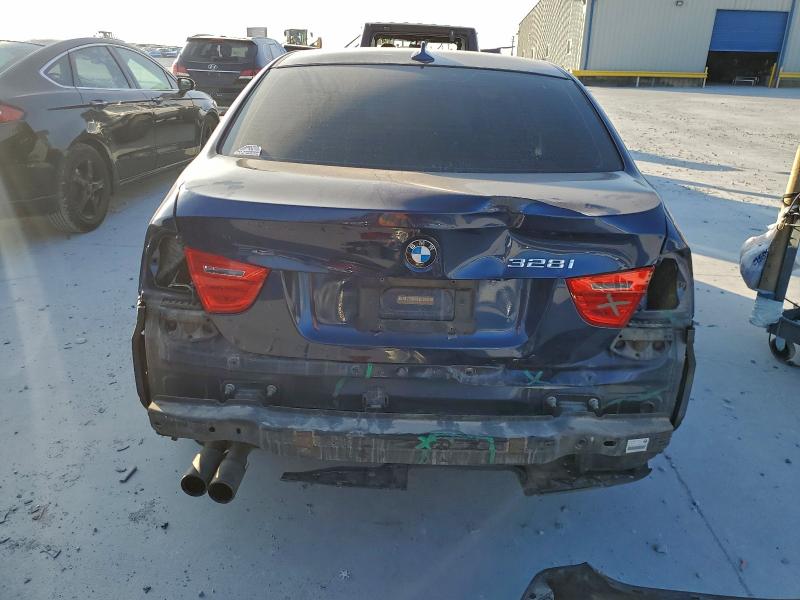 Zdjęcie 6 z aukcji – 2011 BMW 328 I z VIN WBAPH7G53BNN02876