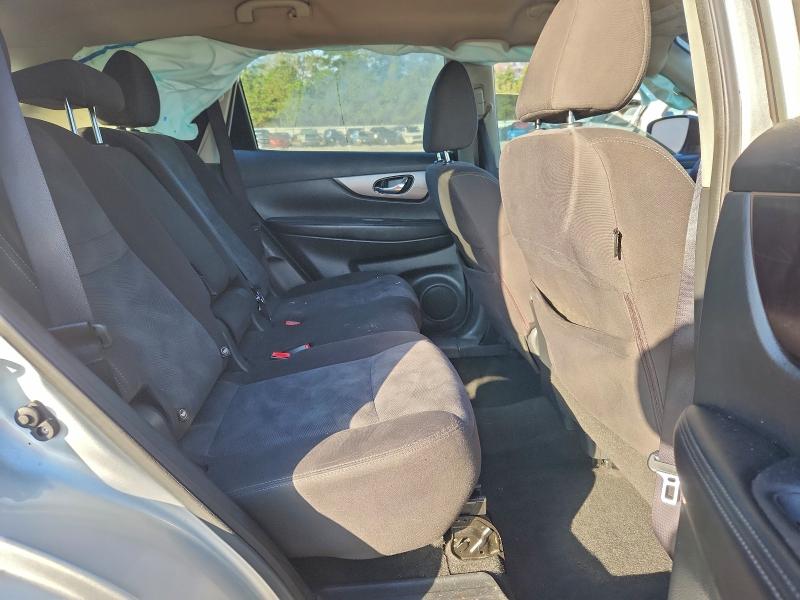 Photo 11 from auction – 2016 NISSAN ROGUE S with VIN KNMAT2MT6GP640579