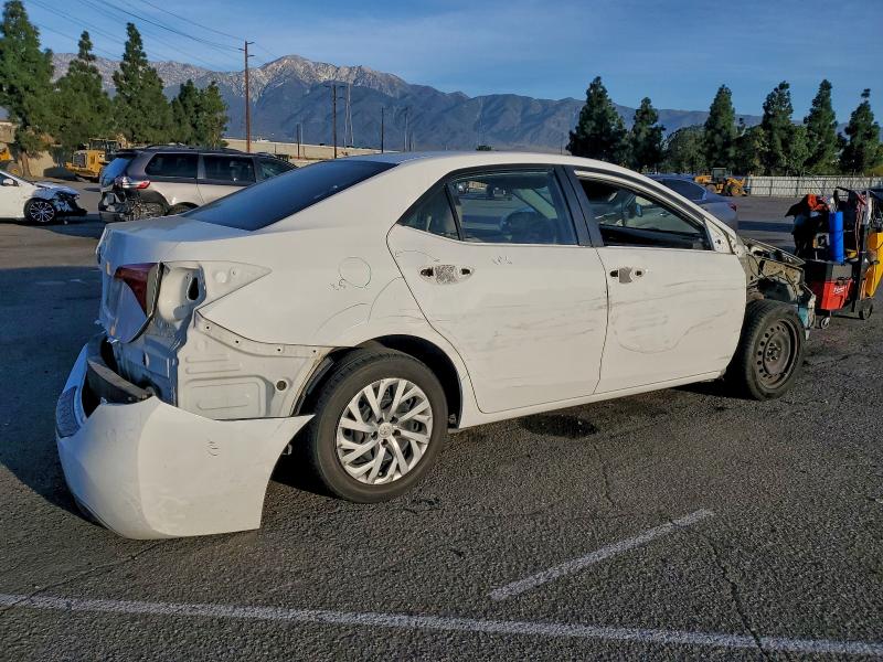 صورة رقم 3 من المزاد - 2018 TOYOTA COROLLA مع VIN 5YFBURHE9JP780718