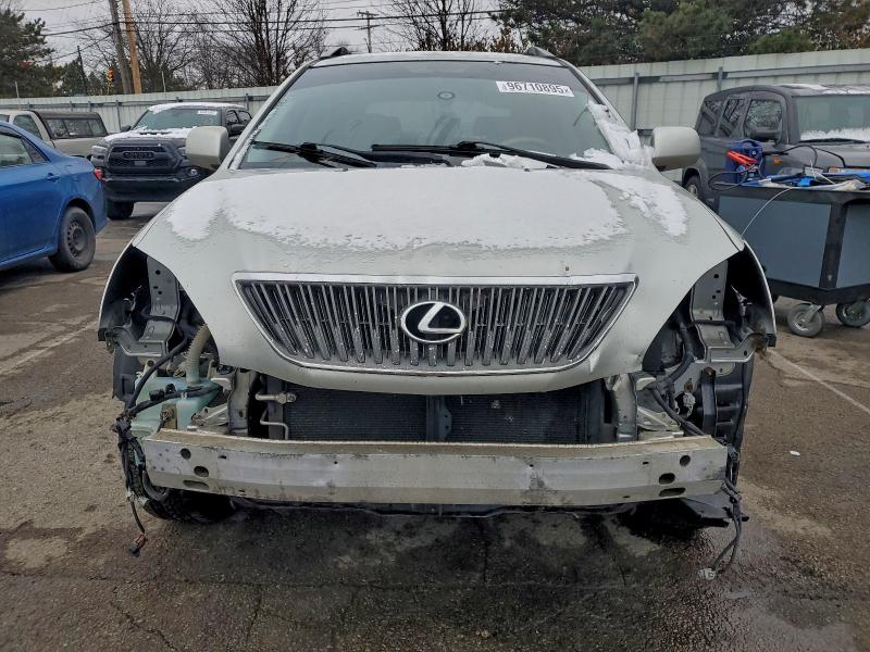 Photo 5 from auction – 2005 LEXUS RX 330 with VIN 2T2HA31U85C051452