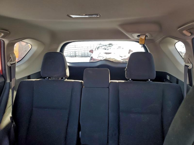 Photo 10 from auction – 2015 TOYOTA RAV4 LE with VIN JTMBFREV9FD155065
