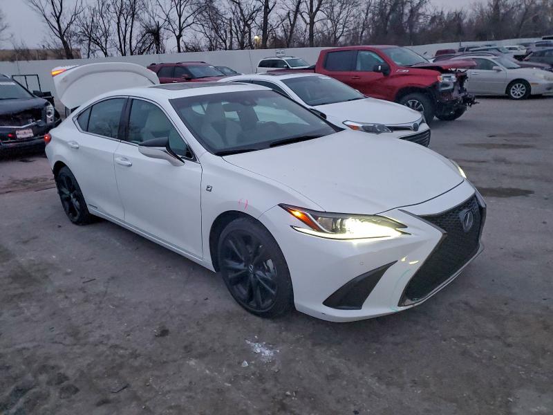 Photo 4 from auction – 2022 LEXUS ES 300H BA with VIN 58AGA1C10NU024275
