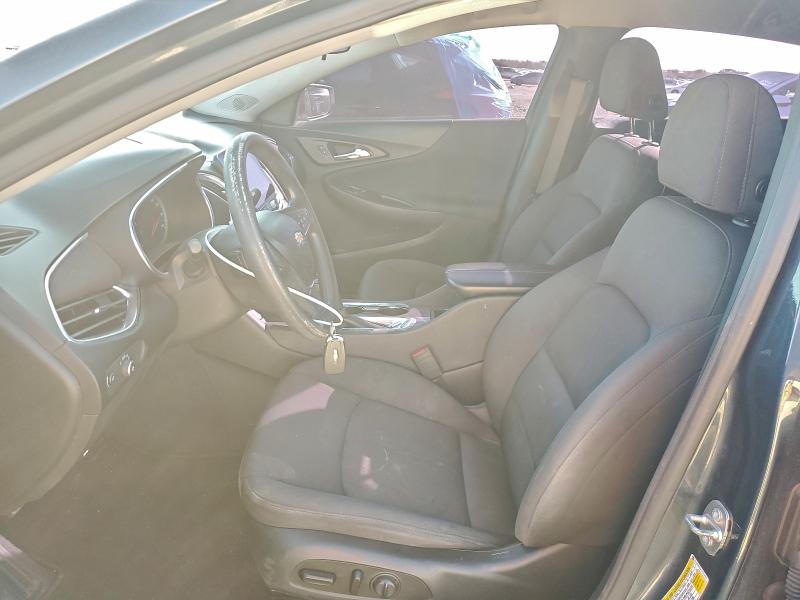 Photo 7 from auction – 2020 CHEVROLET MALIBU LT with VIN 1G1ZD5ST8LF033998