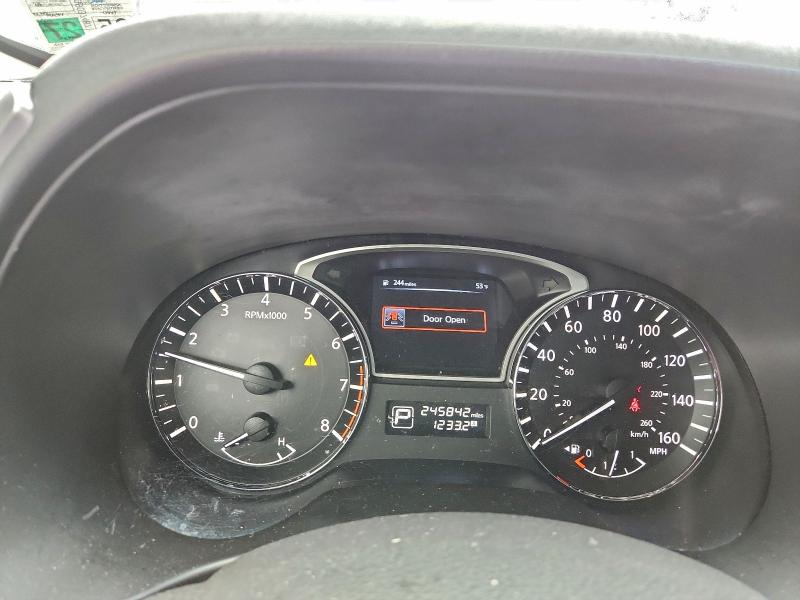 Photo 9 from auction – 2014 NISSAN PATHFINDER with VIN 5N1AR2MN5EC608934