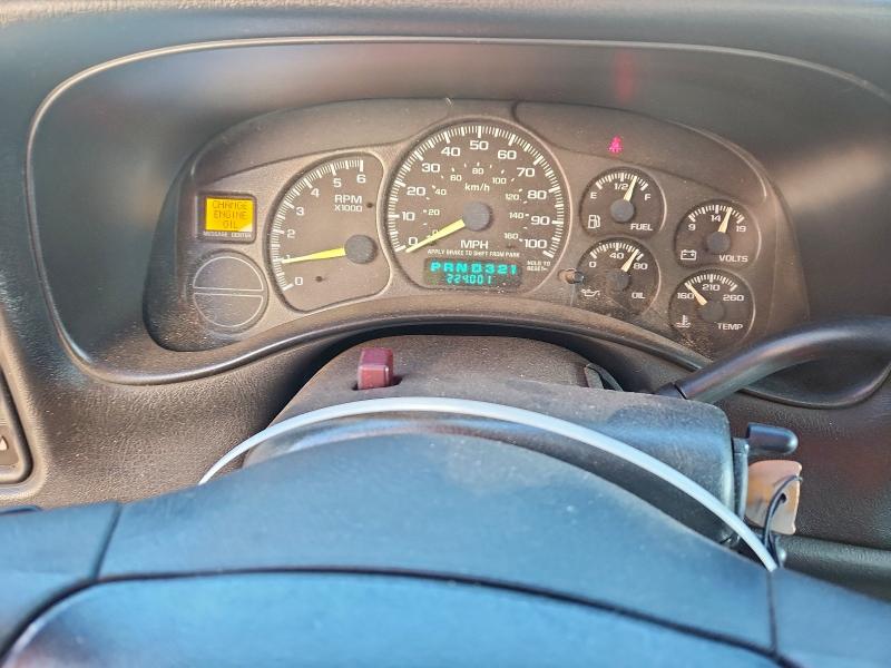 Photo 9 from auction – 1999 CHEVROLET SILVERADO with VIN 1GCEC19V4XE217209