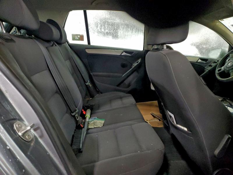 Photo 11 from auction – 2013 VOLKSWAGEN GOLF with VIN WVWDB7AJ0DW132352
